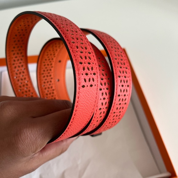Hermes Reversible Belt - New, Never Worn Orange and Rose Jaipur - Picture 12 of 13